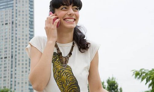 Comment accorder un tee shirt avec un chat dans son look du quotidien ?